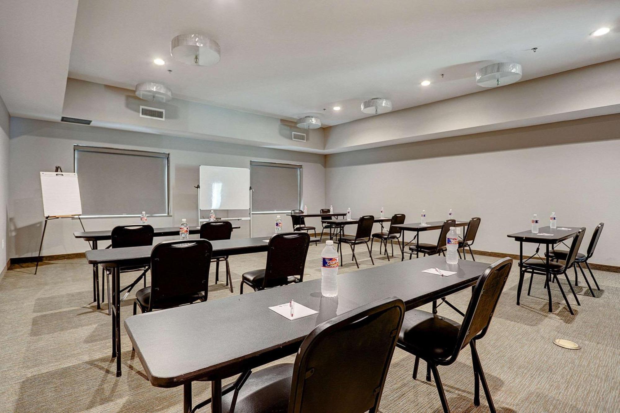Country Inn & Suites By Radisson Houston Westchase-Westheimer Bagian luar foto