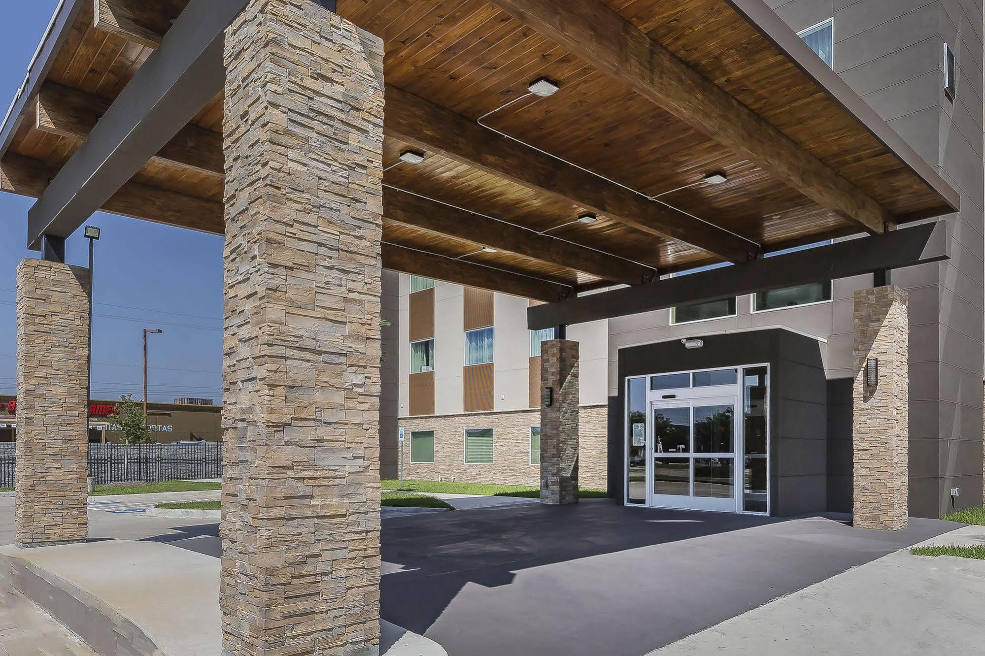 Country Inn & Suites By Radisson Houston Westchase-Westheimer Bagian luar foto